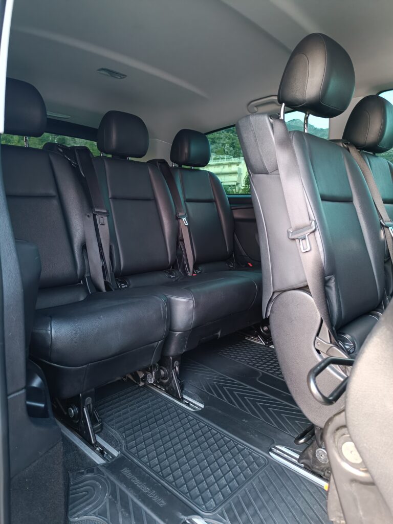 Asso_Travel_Interior2
